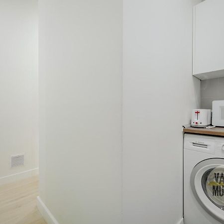 Nuevo Apt De 7 Pax En El Corazon De Malasana Мадрид Екстериор снимка