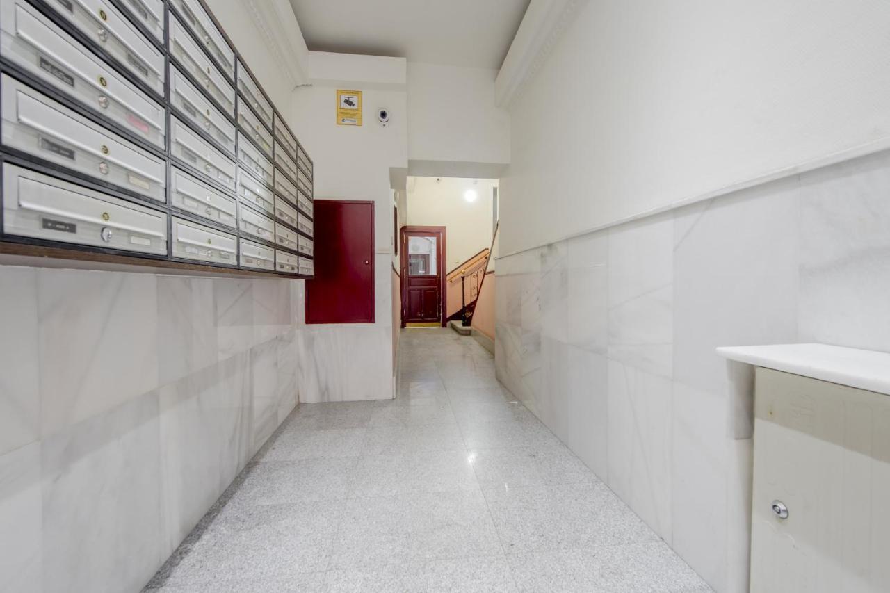 Nuevo Apt De 7 Pax En El Corazon De Malasana Мадрид Екстериор снимка